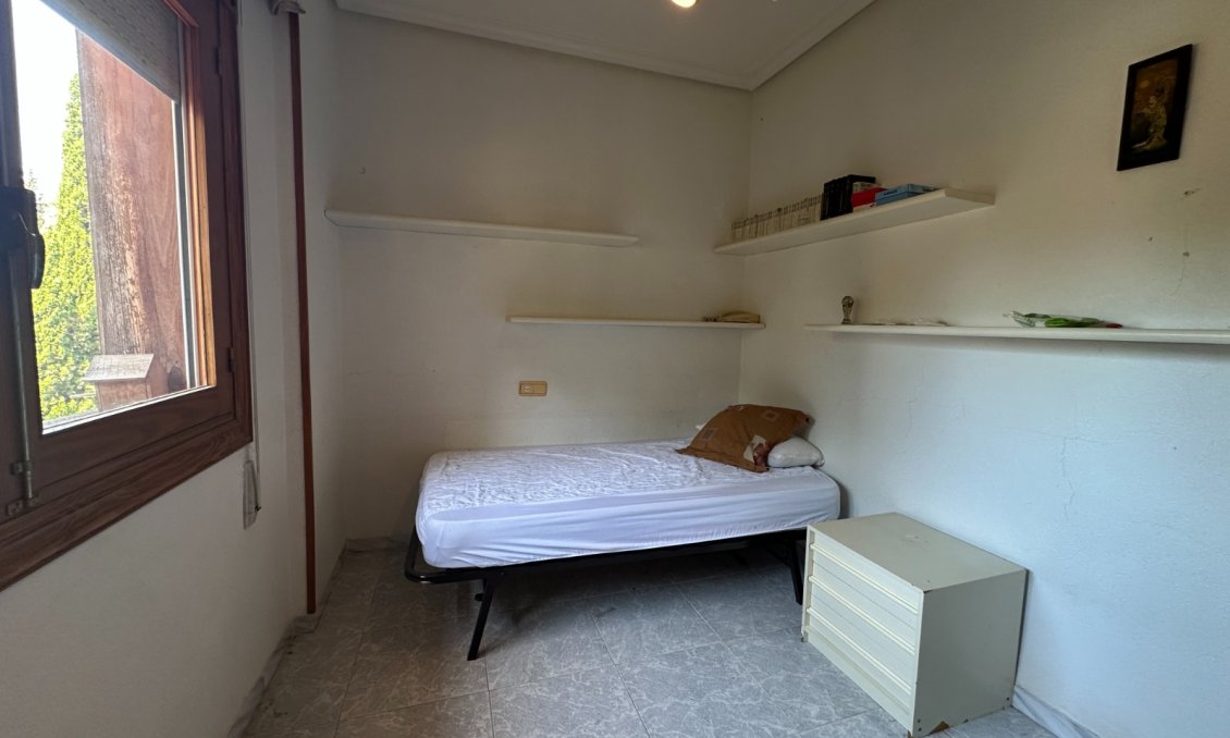 Resale - Villa -
Torrevieja - Costa Blanca