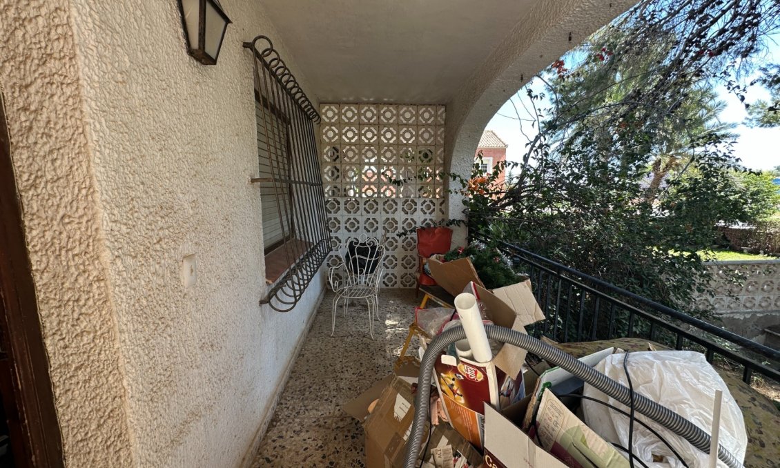Resale - Villa -
Torrevieja - Costa Blanca
