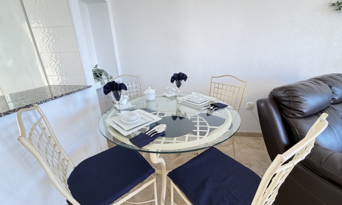 Resale - Villa -
Las Ramblas Golf - Inland