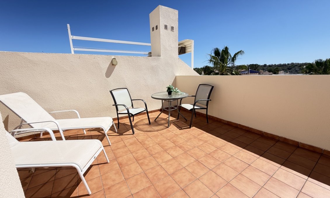 Resale - Villa -
Las Ramblas Golf - Inland