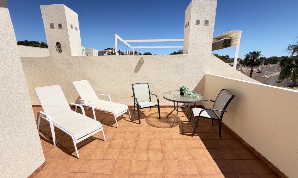 Resale - Villa -
Las Ramblas Golf - Inland
