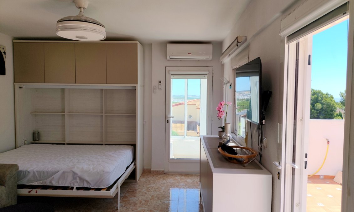 Resale - Villa -
San Miguel / Vistabella Golf - Inland