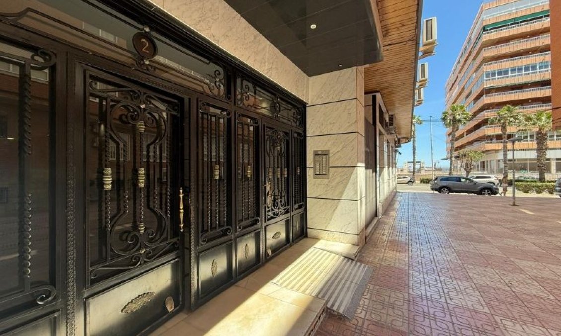 Segunda mano - Apartamento -
Torrevieja - Costa Blanca