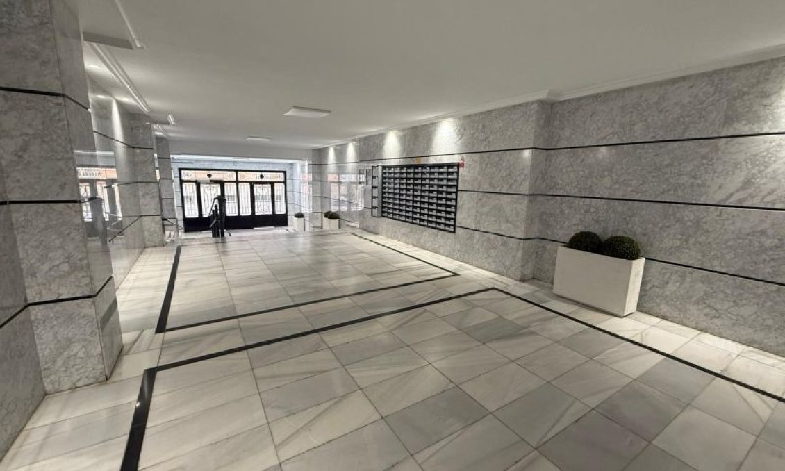 Segunda mano - Apartamento -
Torrevieja - Costa Blanca