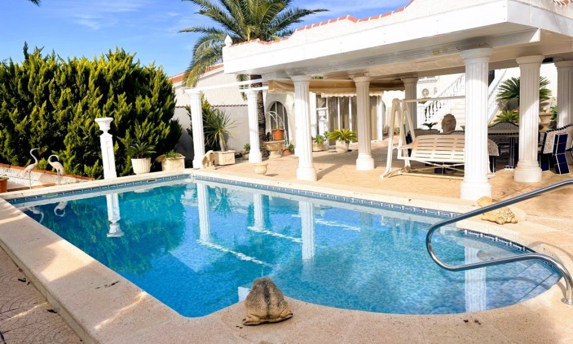 Resale - Villa -
Ciudad Quesada - Costa Blanca