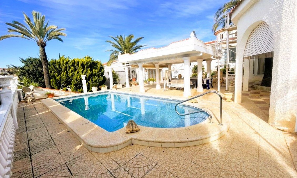 Resale - Villa -
Ciudad Quesada - Costa Blanca