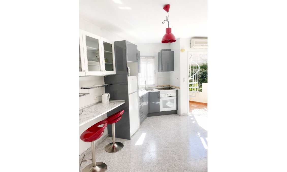 Resale - Apartment -
San Miguel de Salinas - Inland