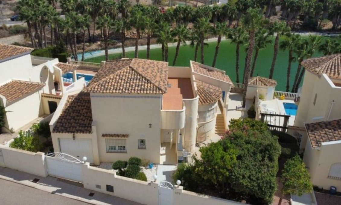 Wiederverkauf - Villa -
Orihuela Costa - Costa Blanca