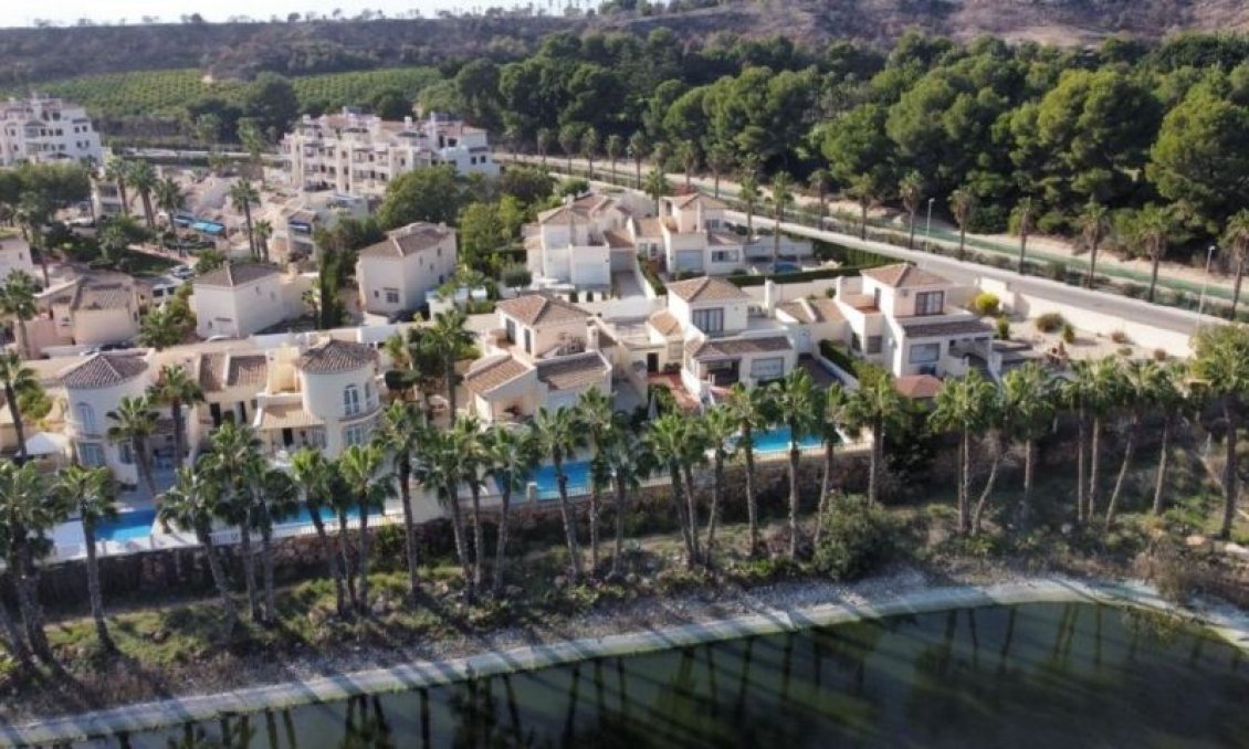 Wiederverkauf - Villa -
Orihuela Costa - Costa Blanca