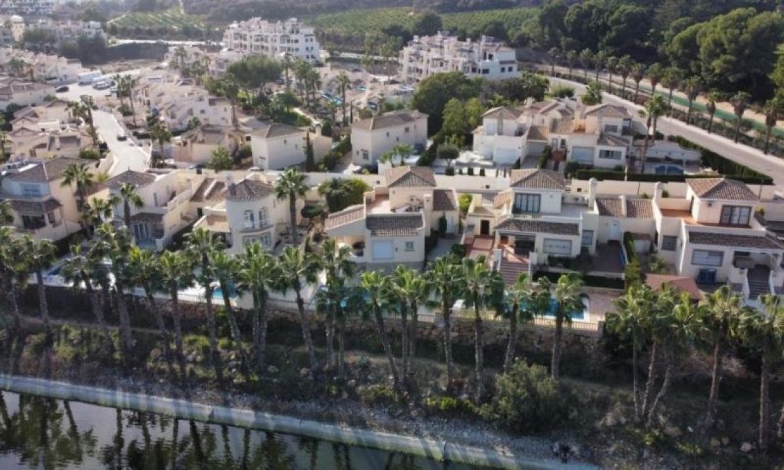 Wiederverkauf - Villa -
Orihuela Costa - Costa Blanca
