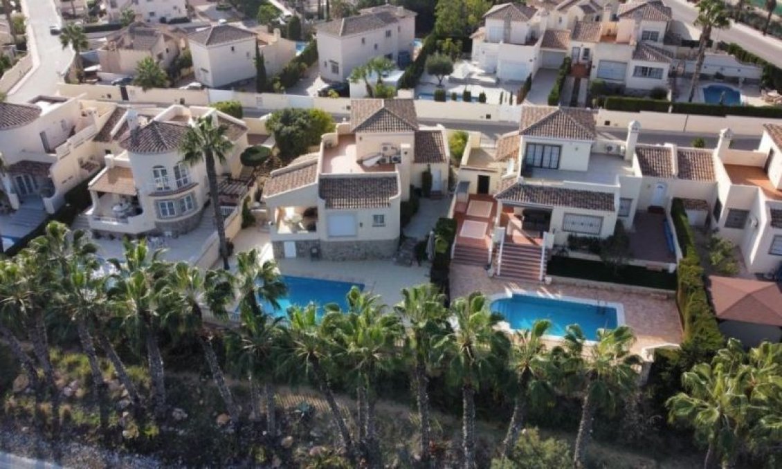 Wiederverkauf - Villa -
Orihuela Costa - Costa Blanca