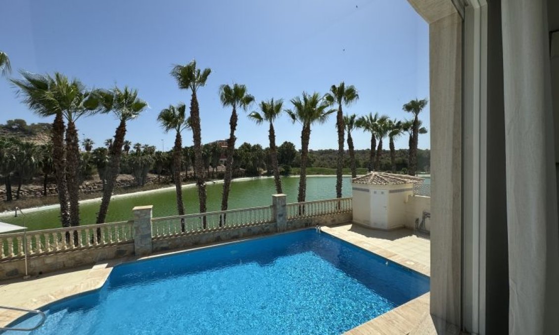 Wiederverkauf - Villa -
Orihuela Costa - Costa Blanca