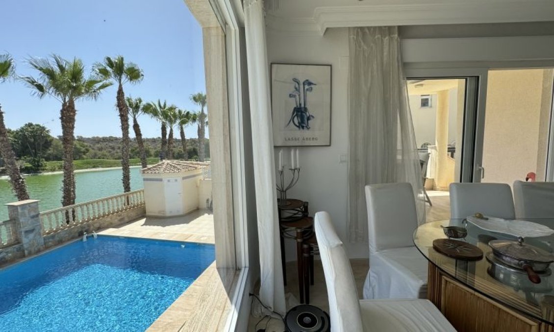 Wiederverkauf - Villa -
Orihuela Costa - Costa Blanca