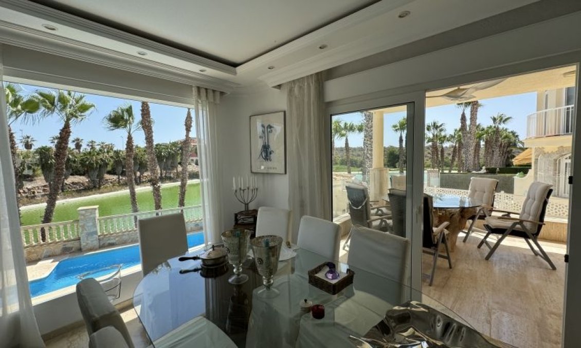 Wiederverkauf - Villa -
Orihuela Costa - Costa Blanca