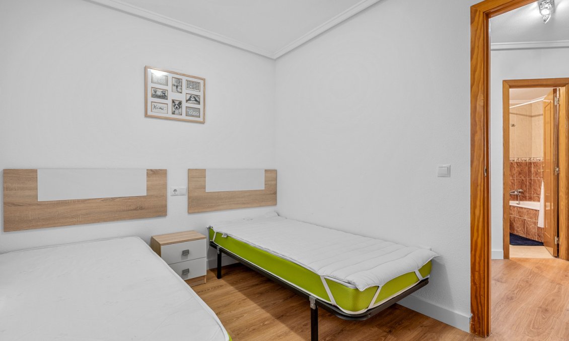 Revânzare - Apartament -
Torrevieja - Costa Blanca