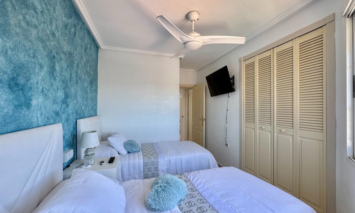Resale - Apartment -
Torrevieja - Gaspar Perrelló