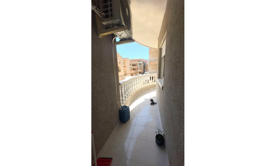 Wiederverkauf - Wohnung -
Torrevieja - Acequion