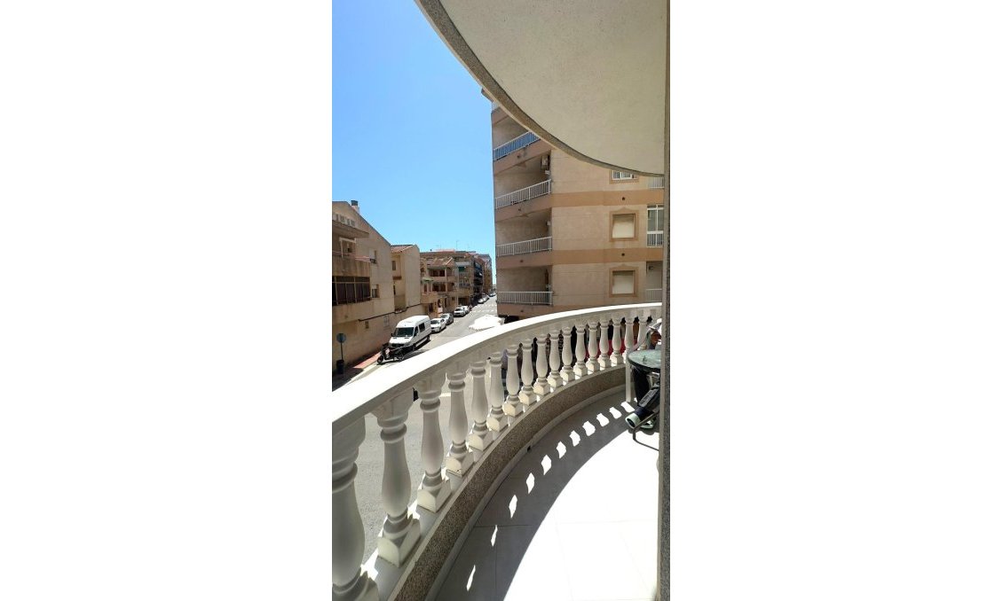 Wiederverkauf - Wohnung -
Torrevieja - Acequion