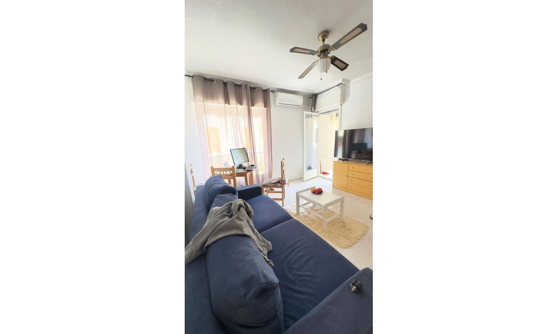 Wiederverkauf - Wohnung -
Torrevieja - Acequion