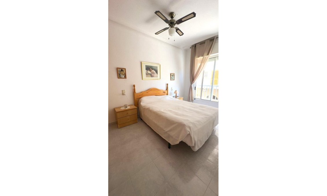 Wiederverkauf - Wohnung -
Torrevieja - Acequion