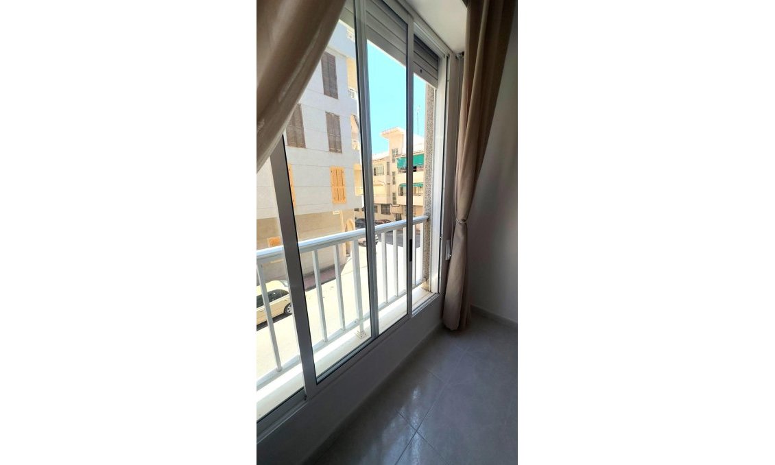 Wiederverkauf - Wohnung -
Torrevieja - Acequion