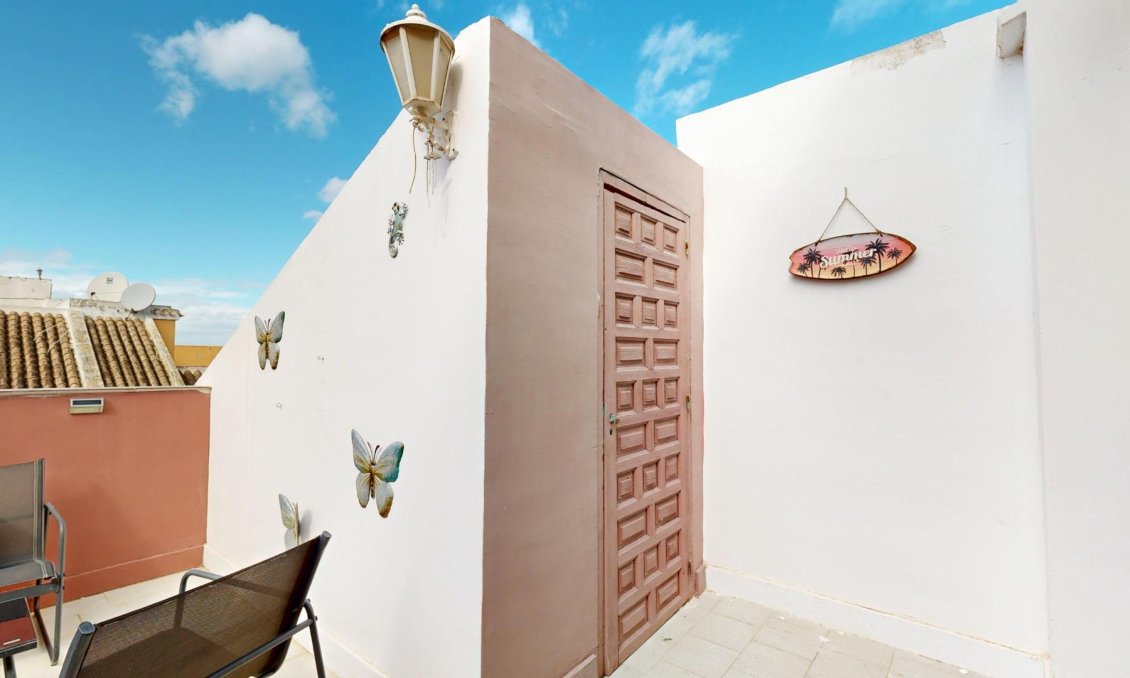 Revente - Villa / Jumelée -
San Miguel de Salinas - 03193