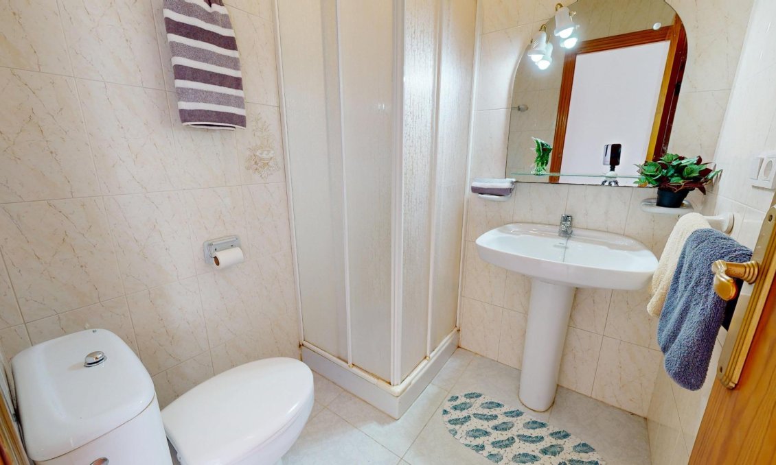 Revente - Villa / Jumelée -
San Miguel de Salinas - 03193