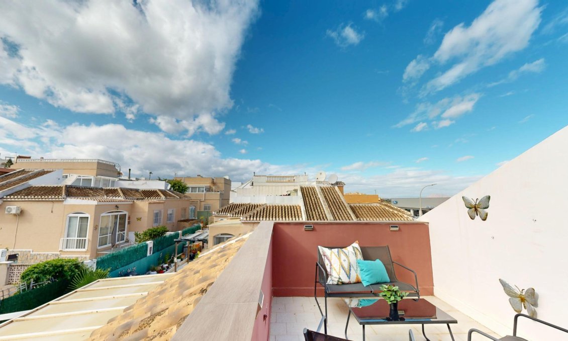 Revente - Villa / Jumelée -
San Miguel de Salinas - 03193
