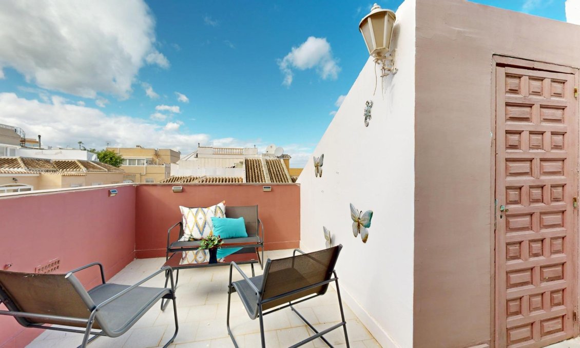 Revente - Villa / Jumelée -
San Miguel de Salinas - 03193