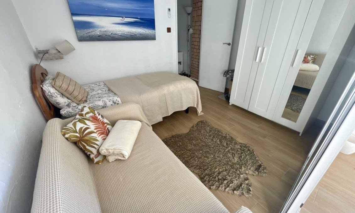 Resale - Apartment -
Santa Pola - Costa Blanca