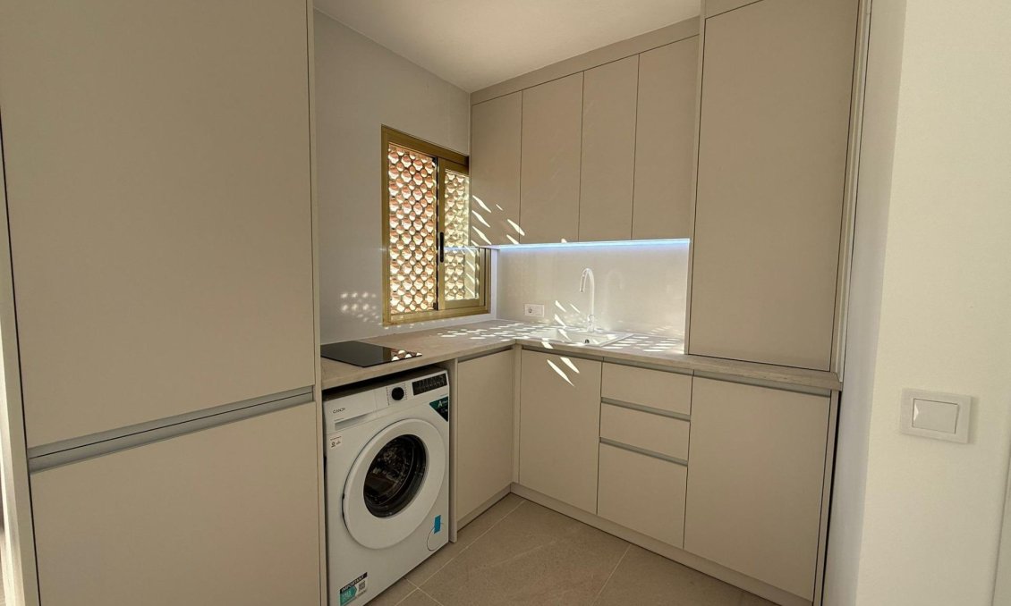 Resale - Apartment -
Benidorm - Rincón de Loix