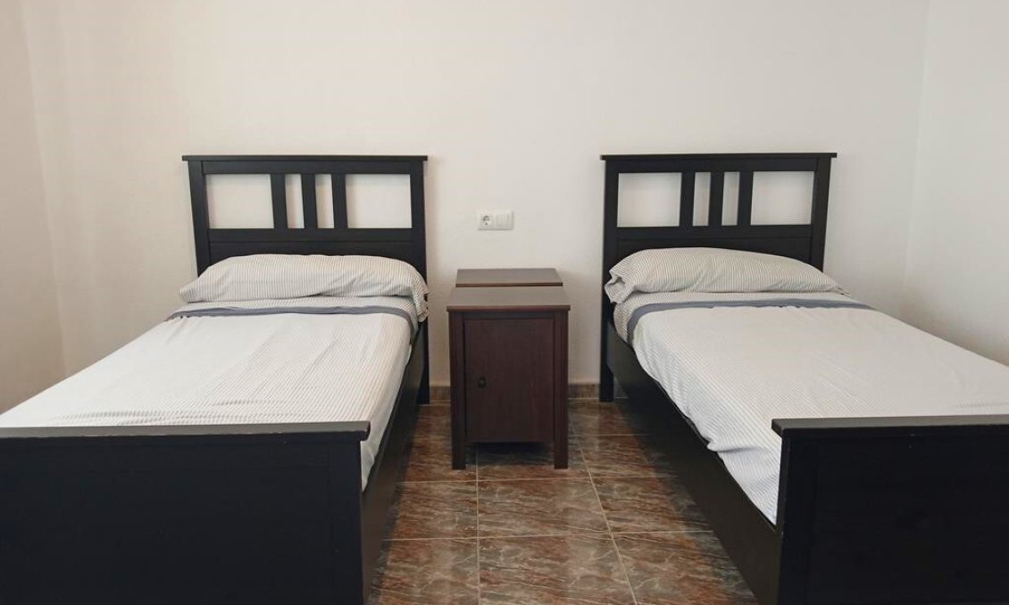 Resale - Villa / Semi semi-detached -
Los Montesinos - PUEBLO CENTRO
