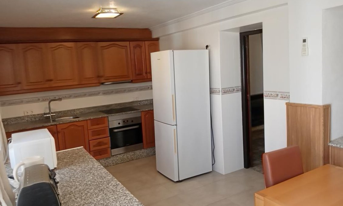 Resale - Villa / Semi semi-detached -
Los Montesinos - PUEBLO CENTRO