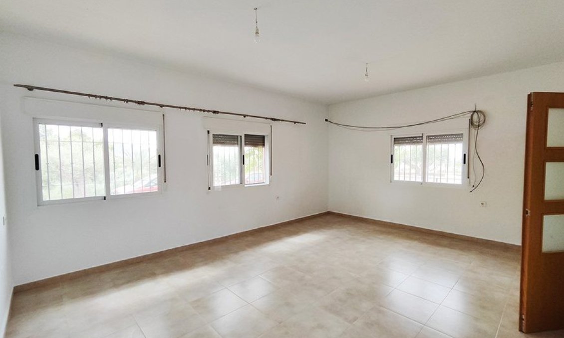 Resale - Villa -
Abanilla - Inland