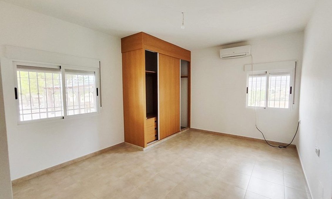 Resale - Villa -
Abanilla - Inland