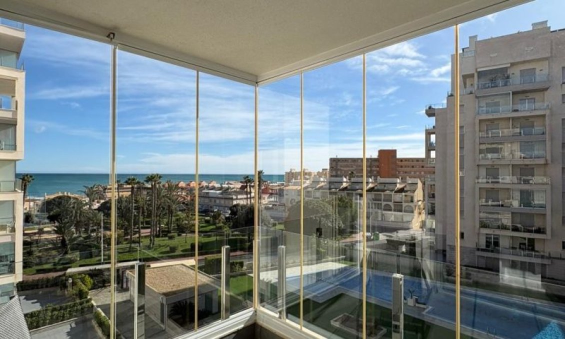 Resale - Apartment -
Torrevieja - Costa Blanca