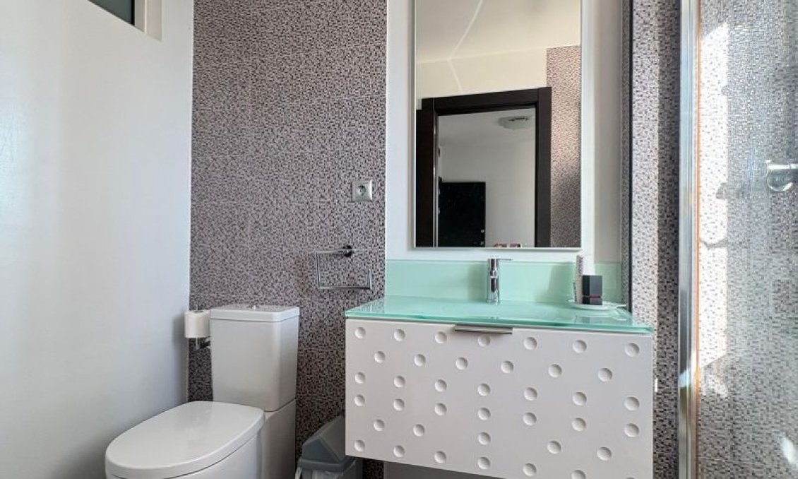 Resale - Apartment -
Torrevieja - Costa Blanca