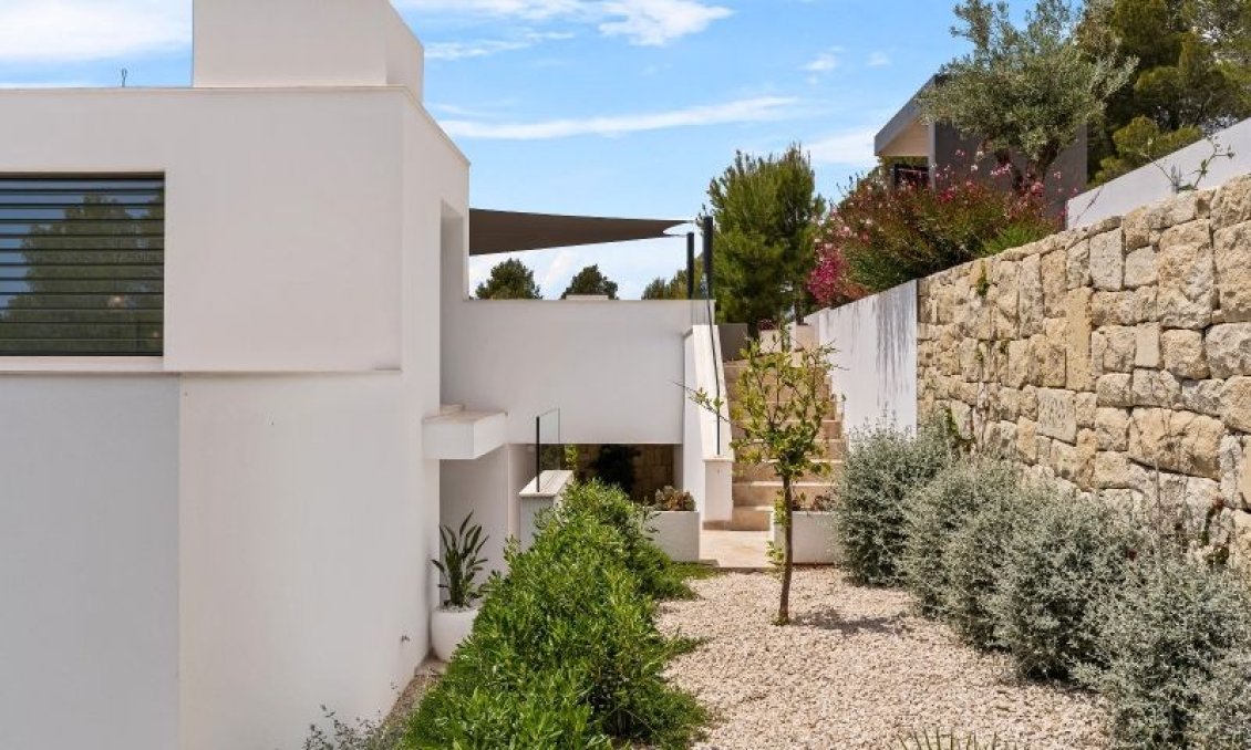 Resale - Villa -
Altea - Costa Blanca