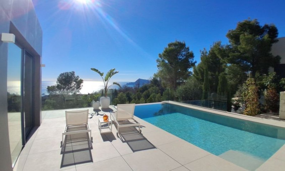 Resale - Villa -
Altea - Costa Blanca