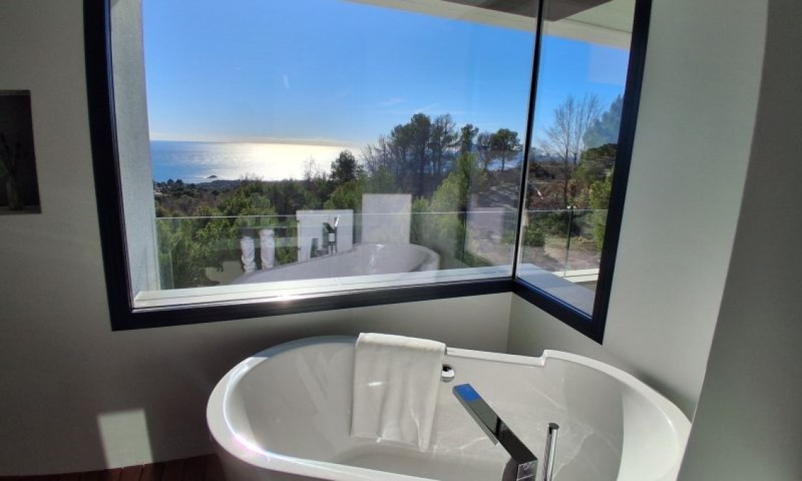 Resale - Villa -
Altea - Costa Blanca