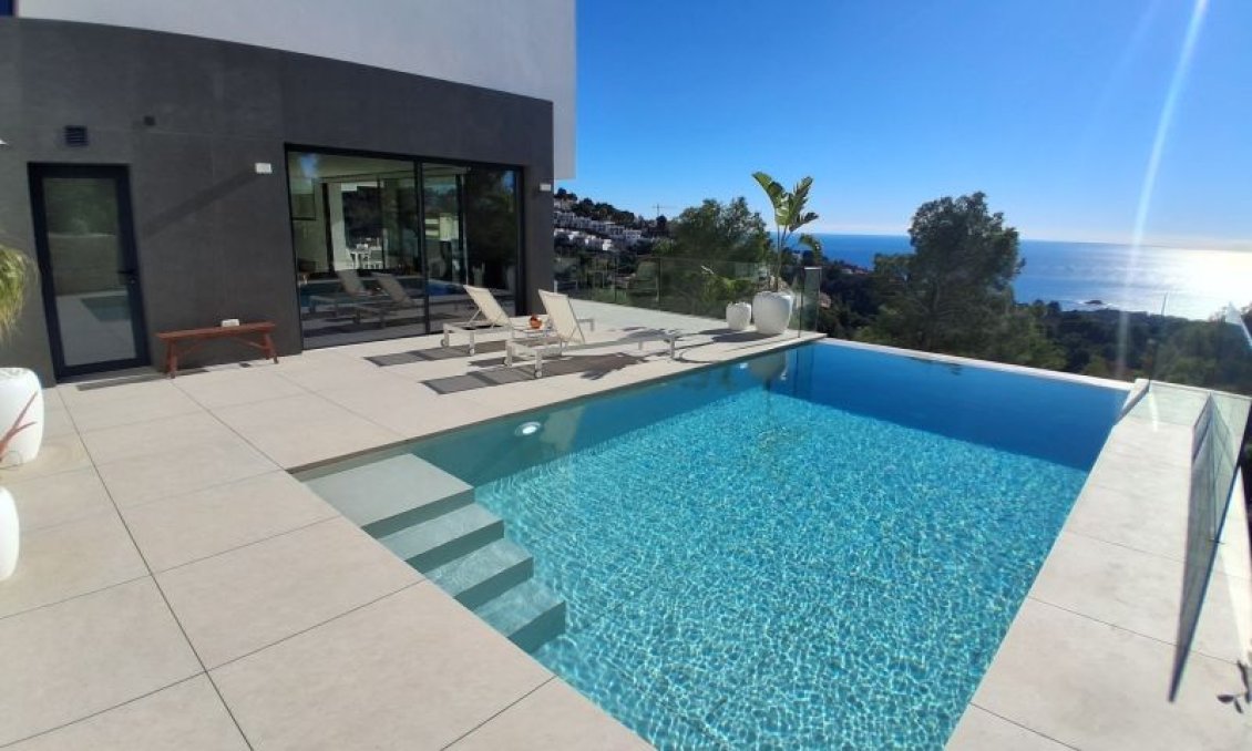 Resale - Villa -
Altea - Costa Blanca