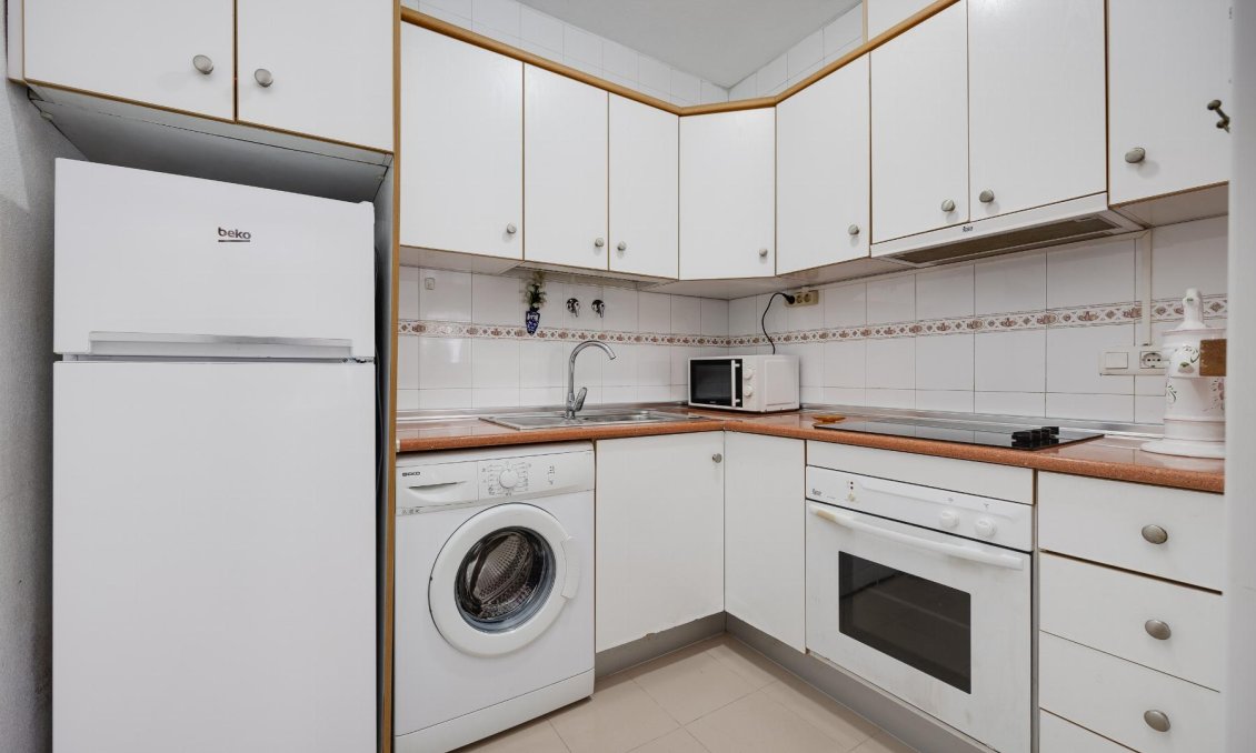 Resale - Bungalow -
Torrevieja - Costa Blanca