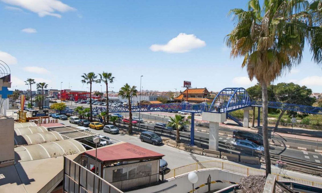 Resale - Apartment -
Punta Prima - Costa Blanca