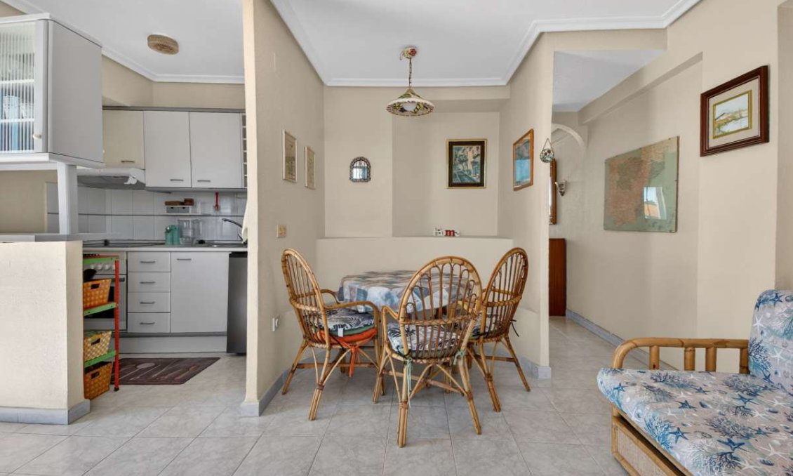 Resale - Apartment -
Punta Prima - Costa Blanca