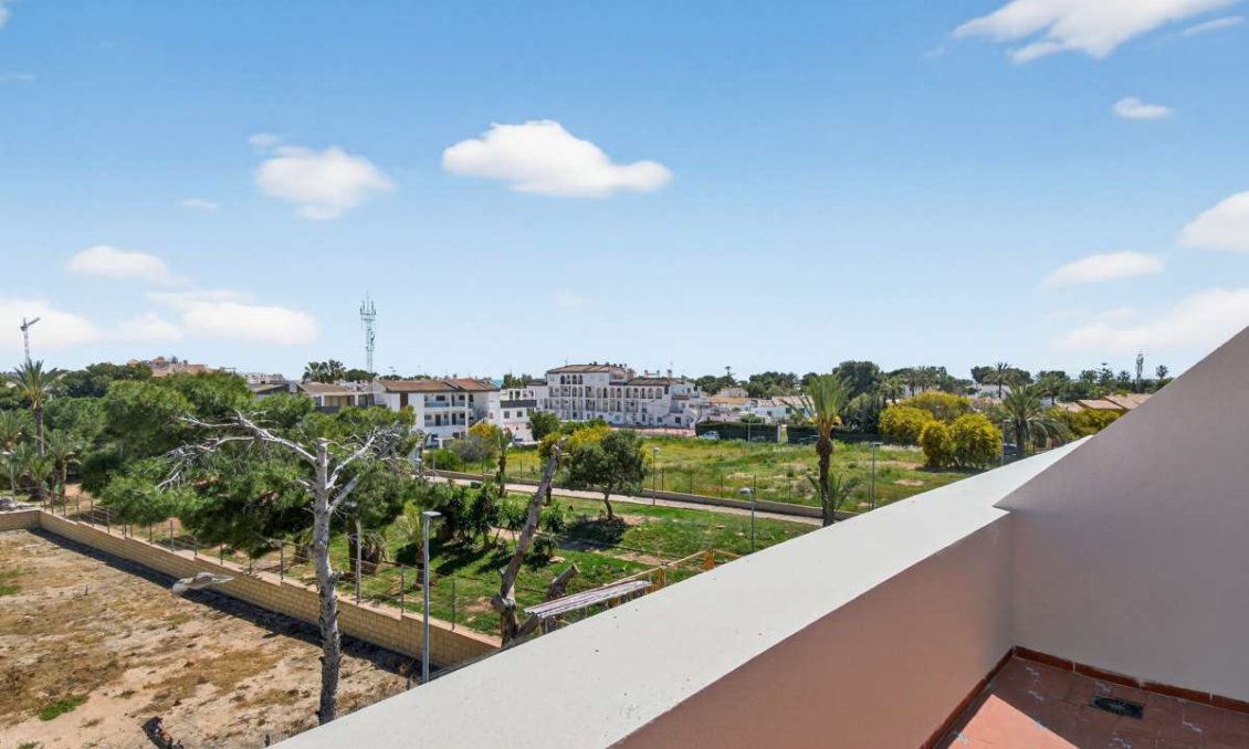 Resale - Apartment -
Punta Prima - Costa Blanca