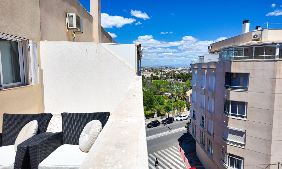 Használt Ingatlanok - Apartman -
Torrevieja - Costa Blanca
