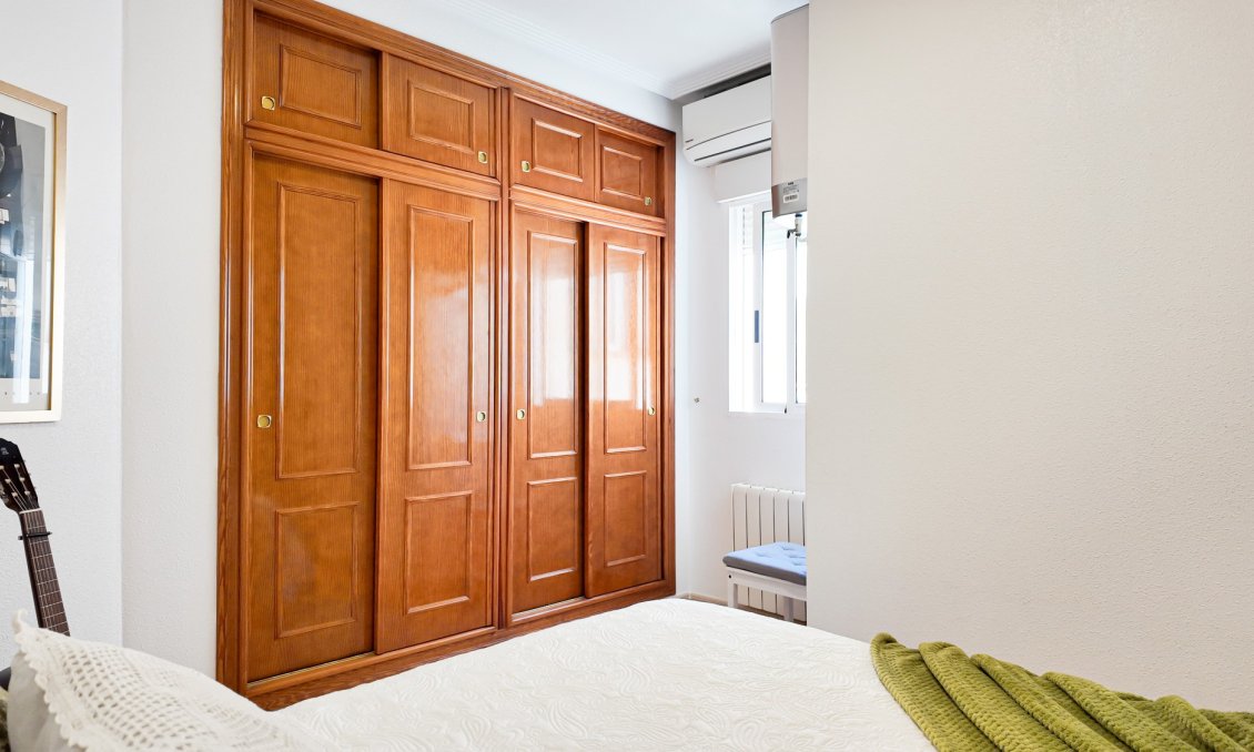 Használt Ingatlanok - Apartman -
Torrevieja - Costa Blanca
