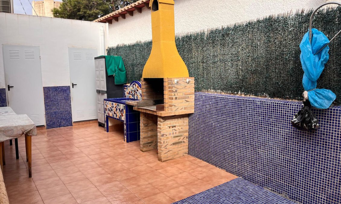 Revente - Villa / Jumelée -
Orihuela Costa - Punta Prima