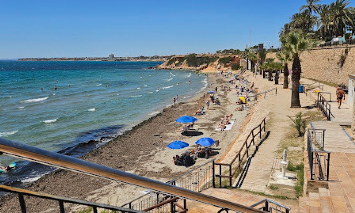 Revente - Villa / Jumelée -
Orihuela Costa - Punta Prima