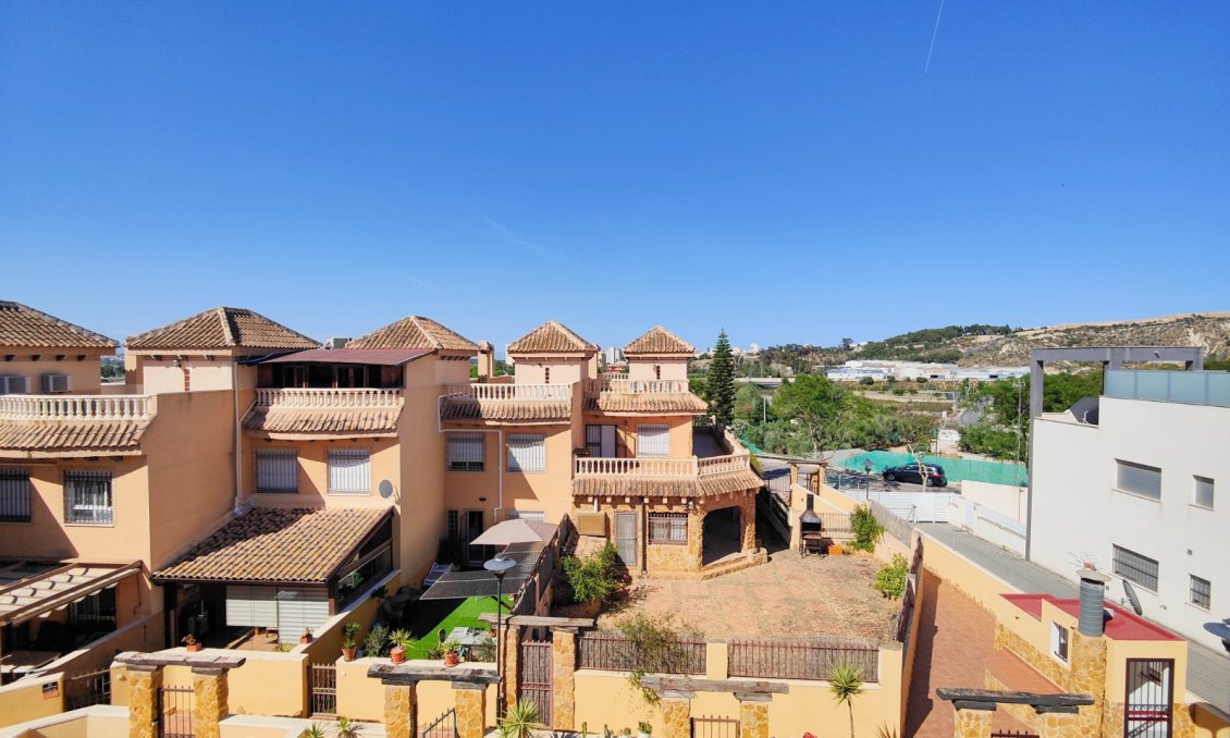 Resale - Townhouse -
Guardamar del Segura - Costa Blanca